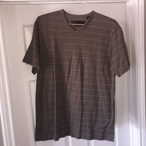 PerryEllis Men’s V neck Tee